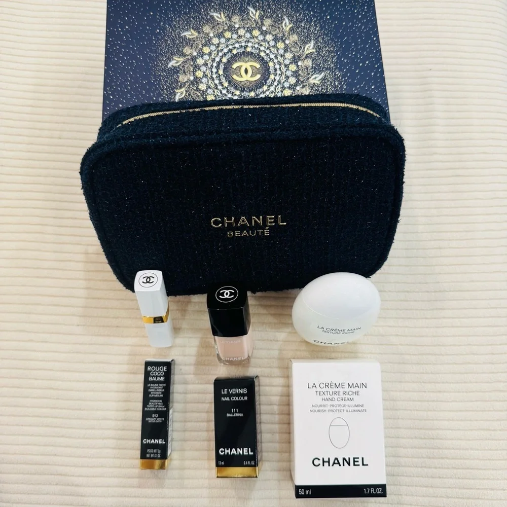 CHANEL Holiday Set 25 in Coveted Essentials with Navy Glimmer Tweed Pouch